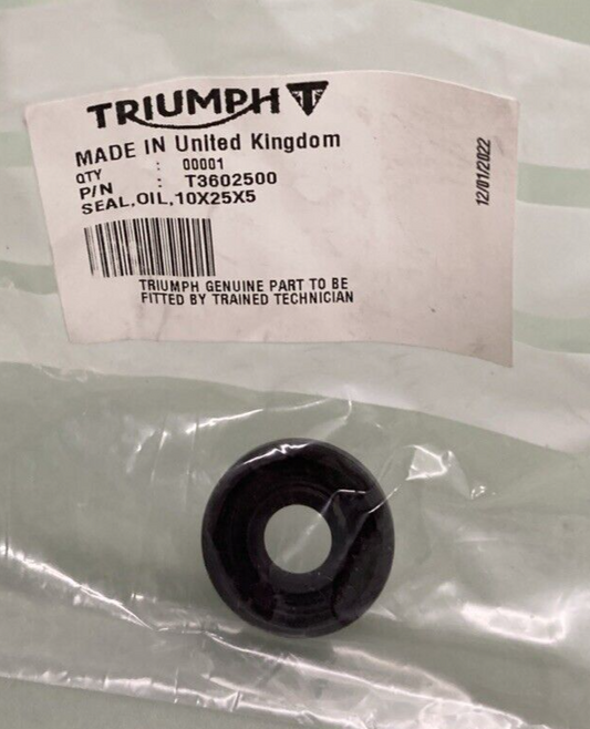NEW GENUINE TRIUMPH T3602500  Oil Seal, 10 X 25 X 5