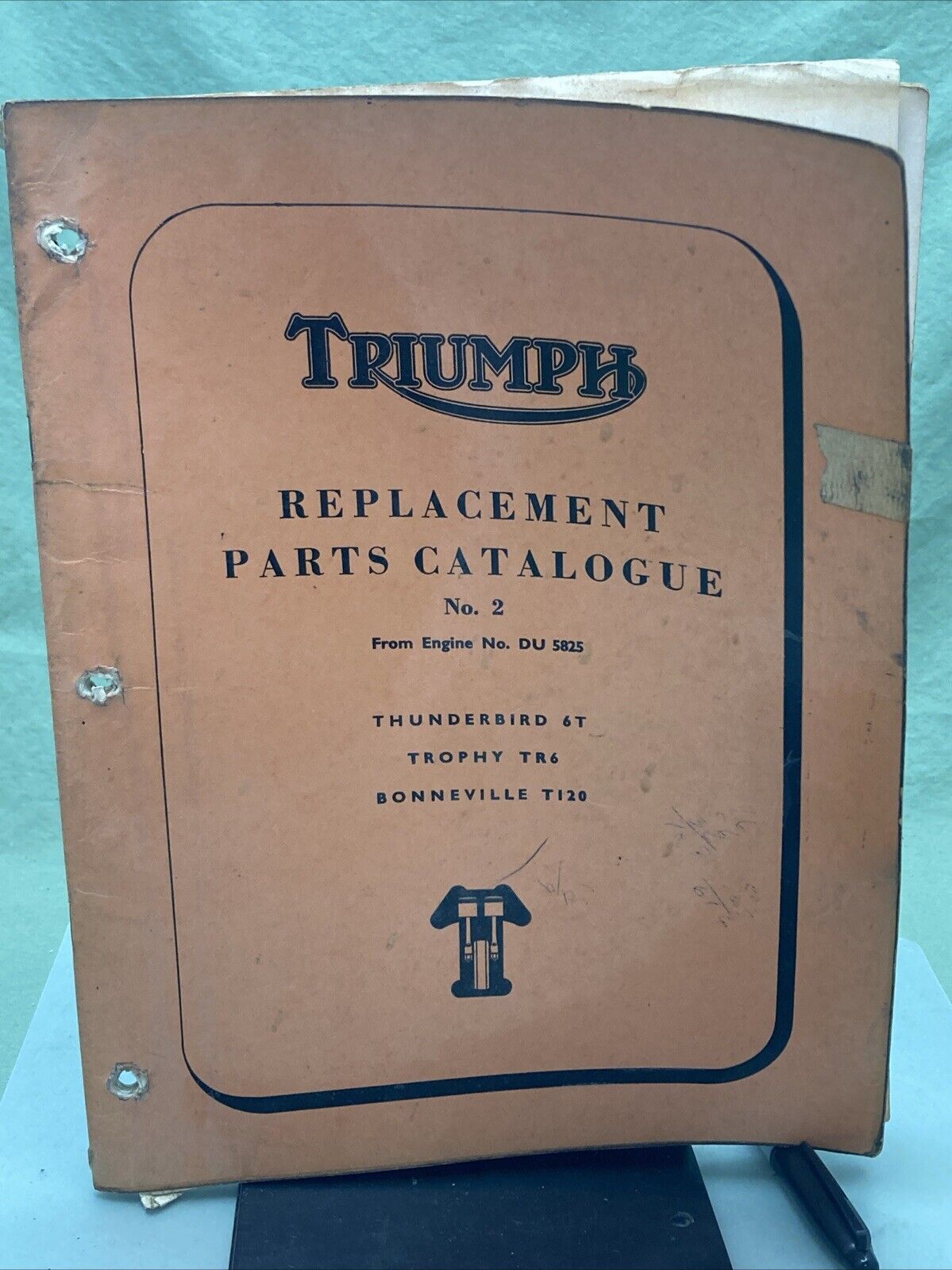 TRIUMPH REPLACEMENT PARTS CATALOGUE NO. 2