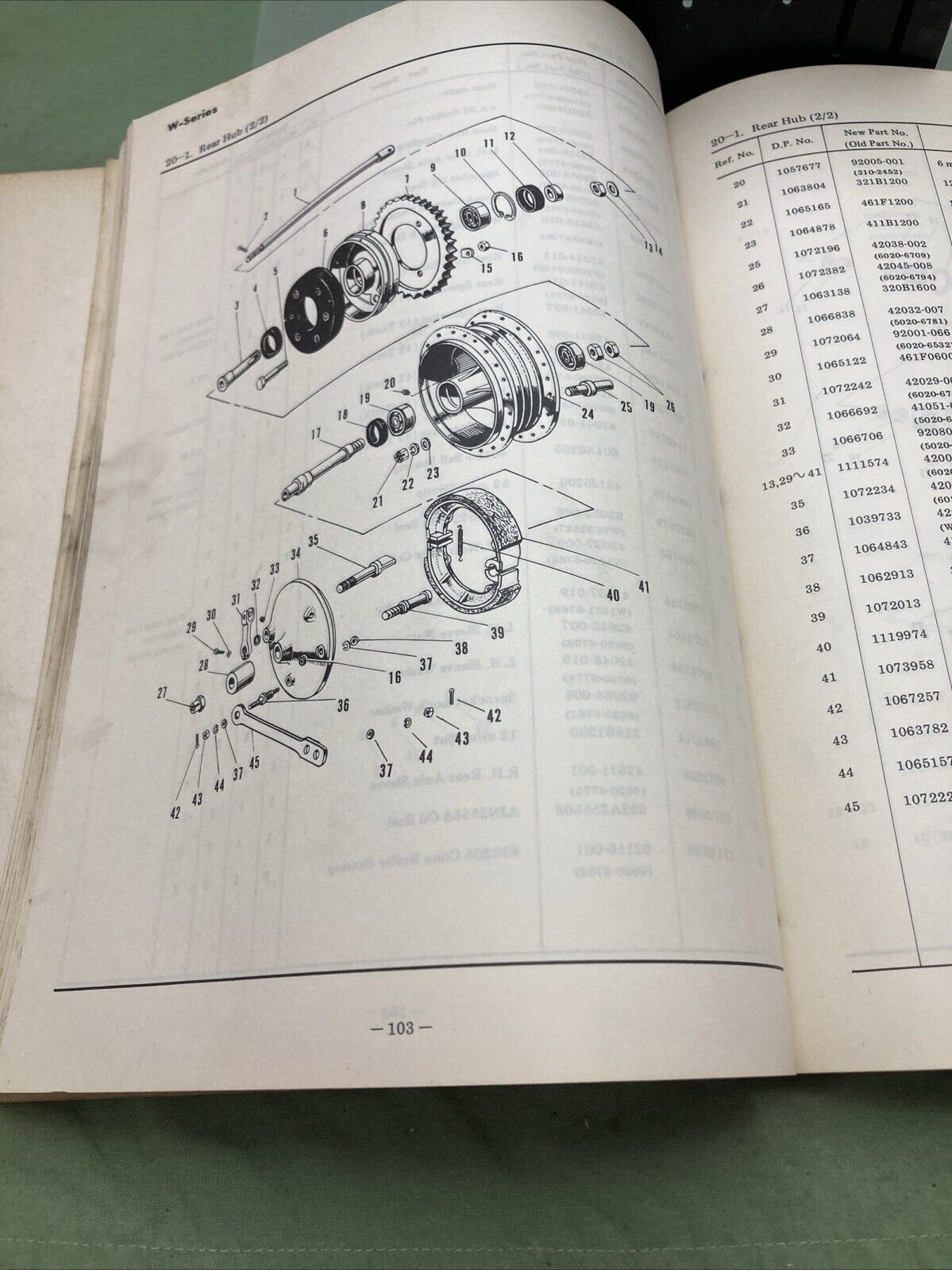 GENUINE KAWASAKI PARTS CATALOG 650 MODEL W1, W1SS, W2SS, W2TT NO. 6917