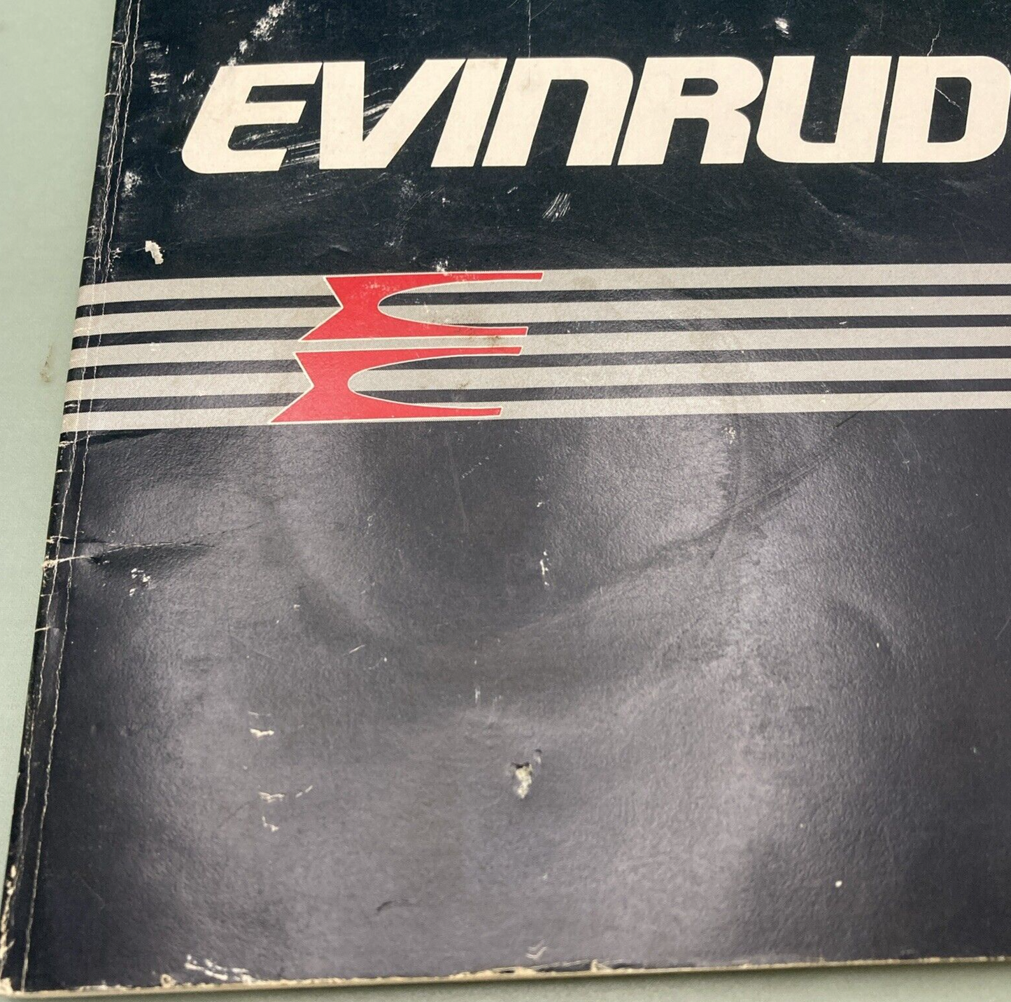 EVINRUDE 211090 OPERATION & MAINTENANCE MANUAL MODELS 20-30 ENGLISH FRENCH 1988