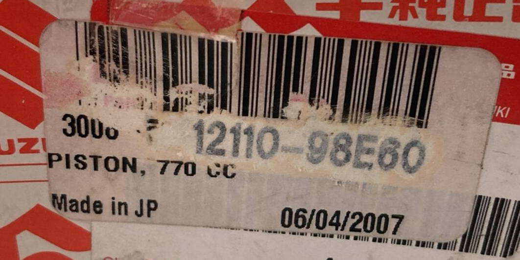 NEW GENUINE SUZUKI 12110-98E60 PISTON 770CC