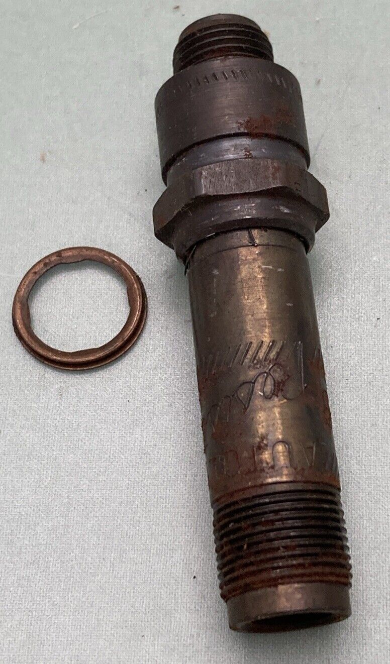 NEW GENUINE AUTOLITE AR10S SPARK PLUGS