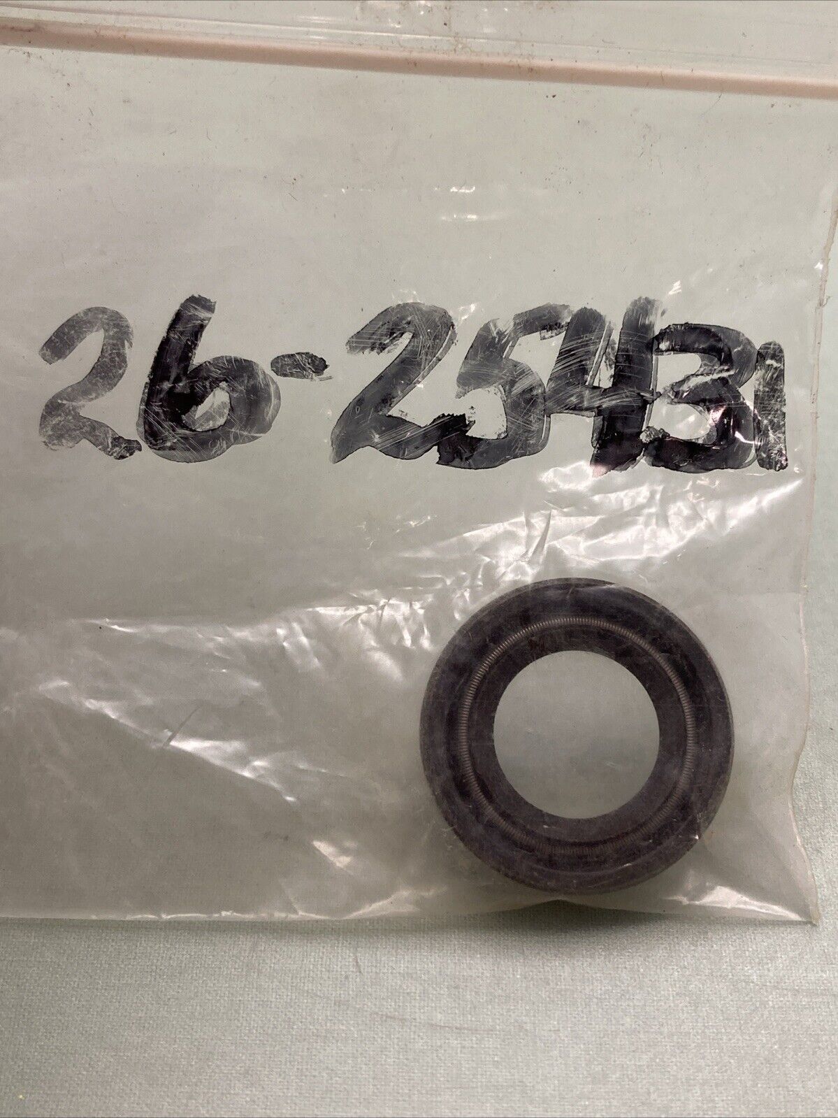 NEW REPLACES MERCURY QUICKSILVER 26-25431 SEAL