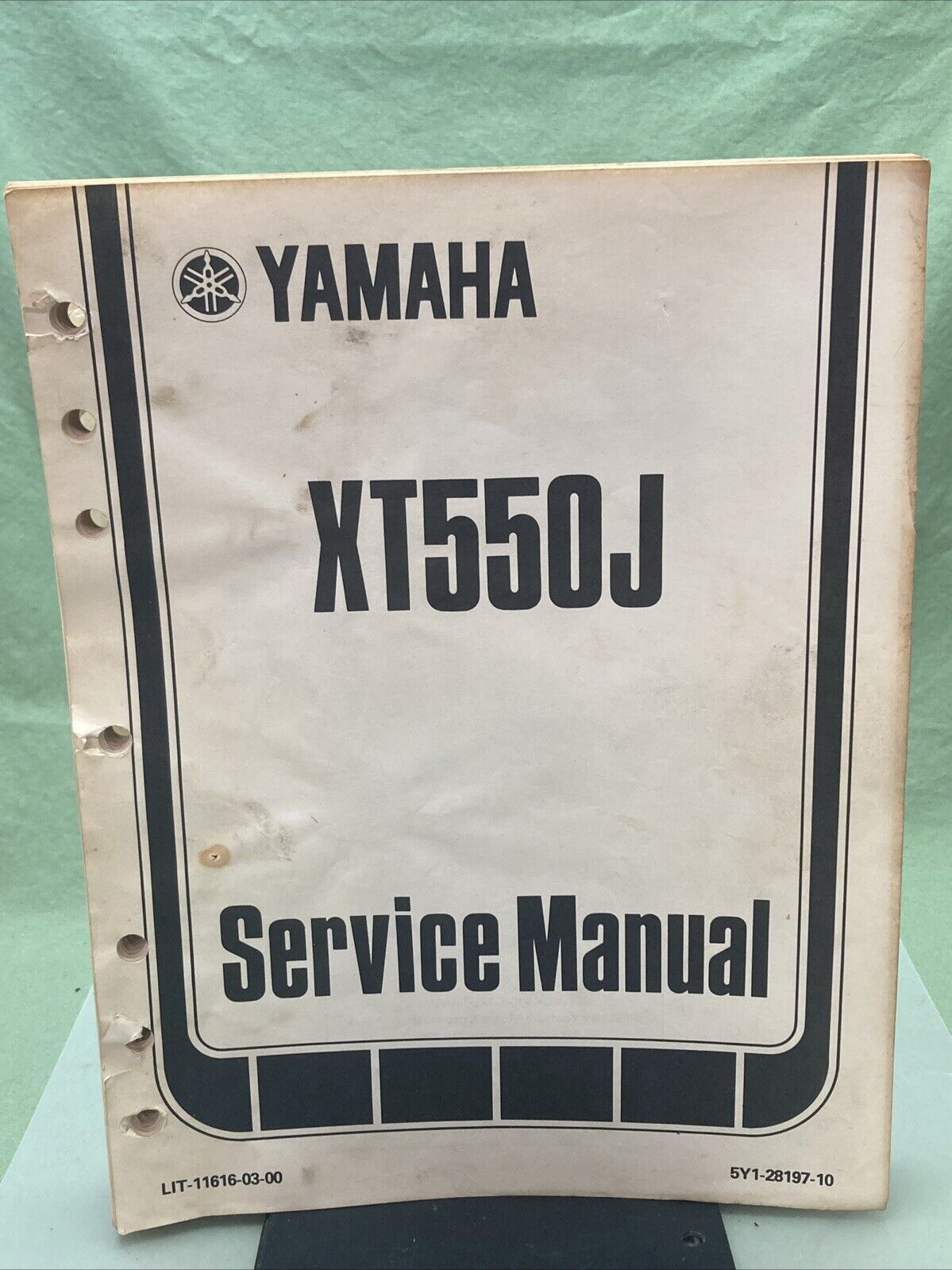 GENUINE YAMAHA LIT-11616-03-00 XT550J SERVICE MANUAL 5Y1-28197-10 1982