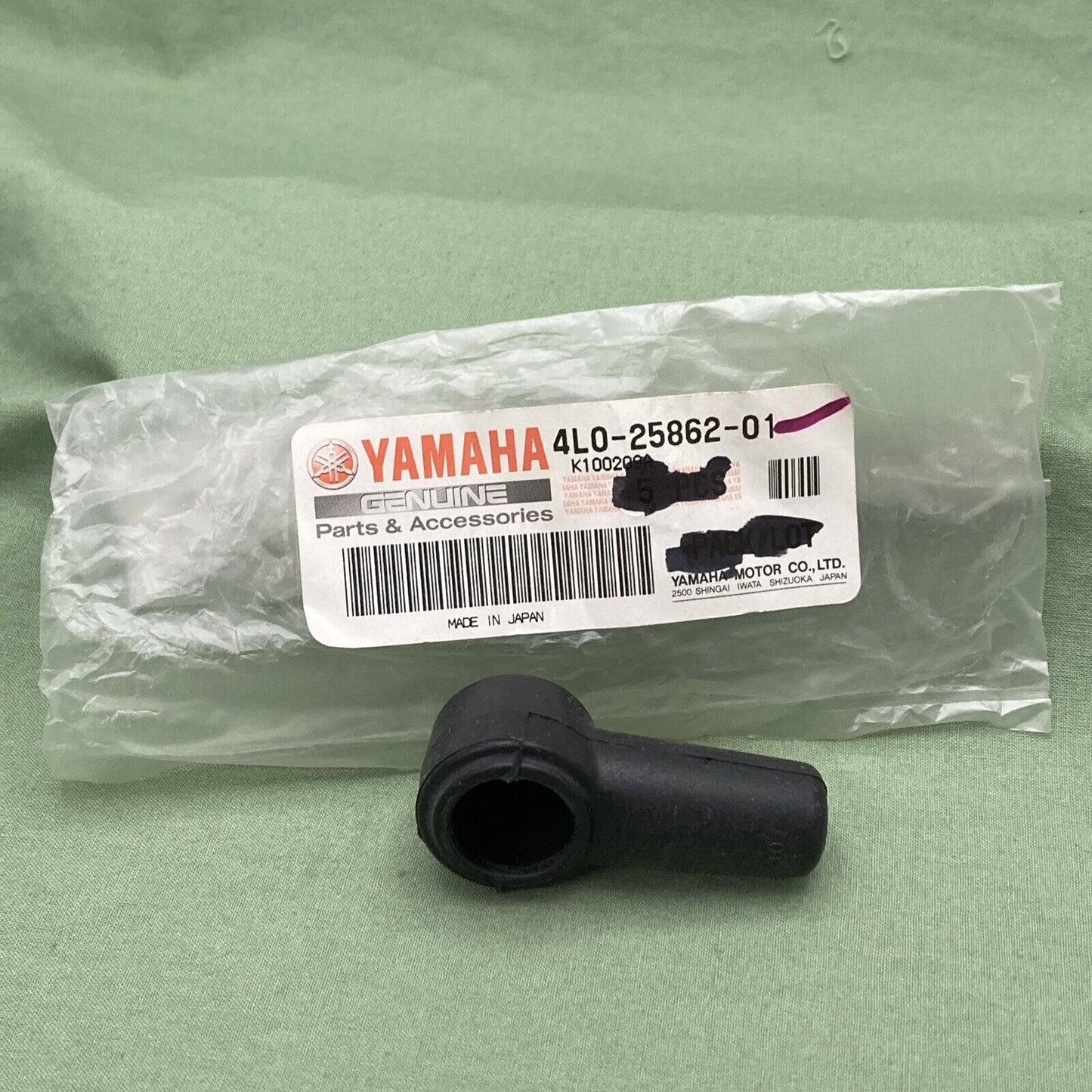 QTY 3 NEW GENUINE YAMAHA 4L0-25862-01 FRONT Boot, Master Cylinder