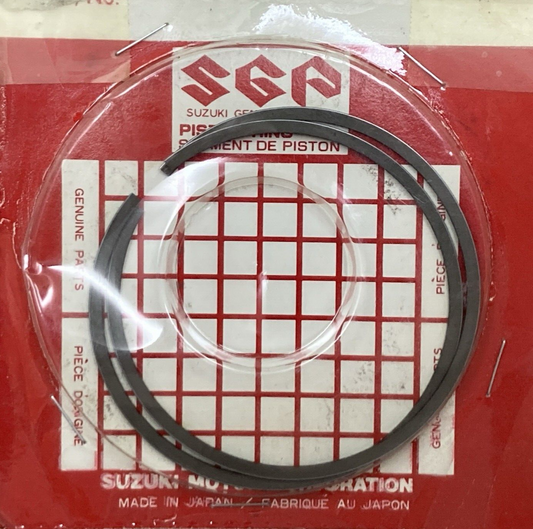 NEW GENUINE SUZUKI 12140-98E51-000 PISTON RING SET