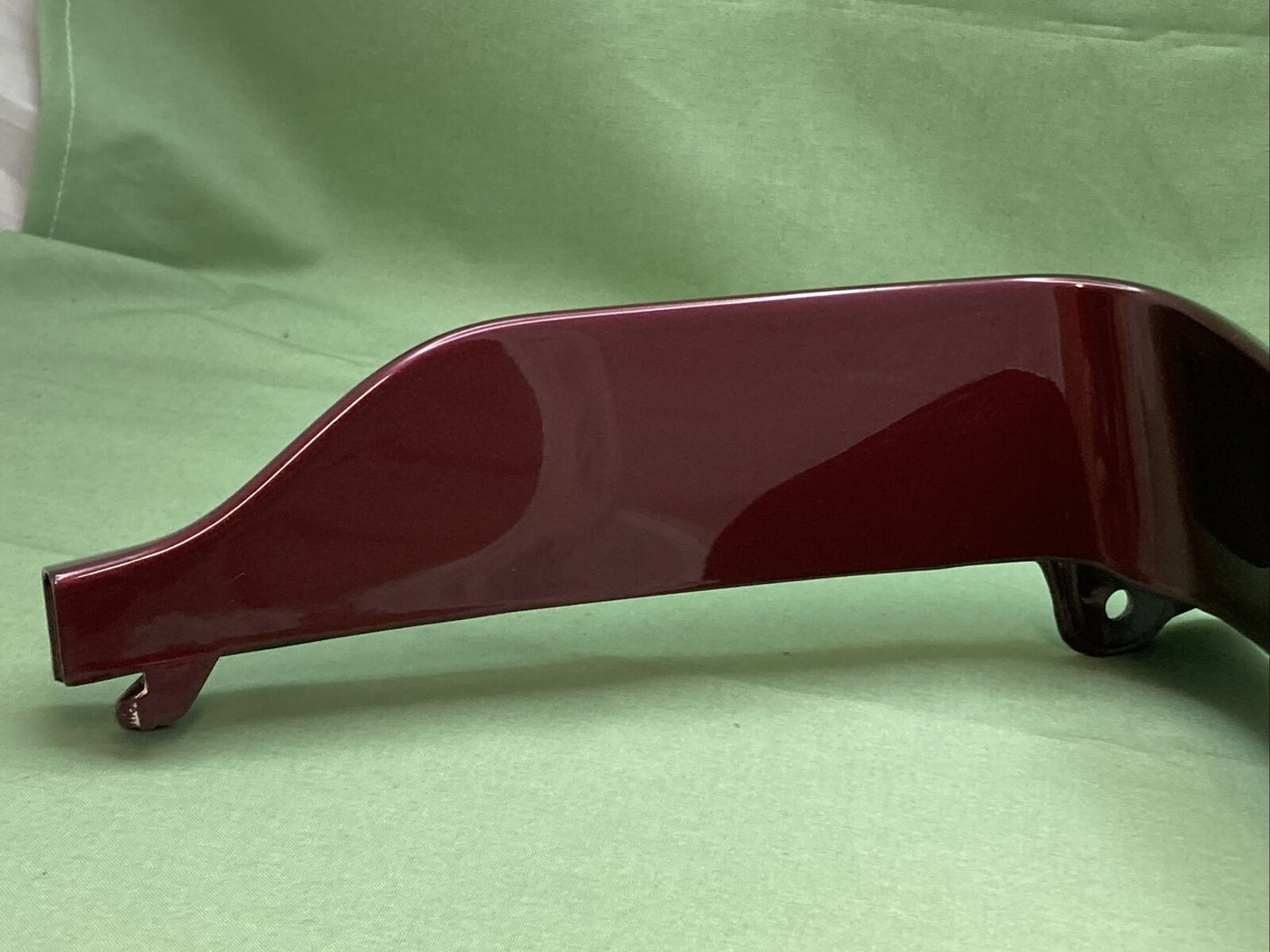 GENUINE HONDA 64294-MN5-000ZD DEFLECTOR L. SIDE R114CU CANDY WINE BERRY RED