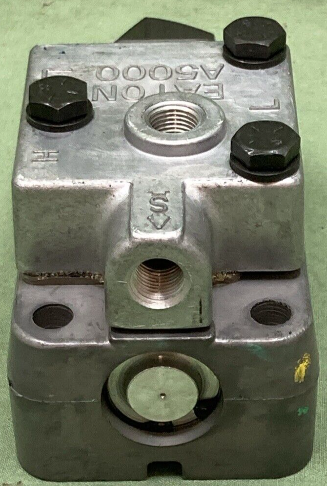 NEW EATON FUL A5000 RANGE SLAVE VALVE ASSEMBLY