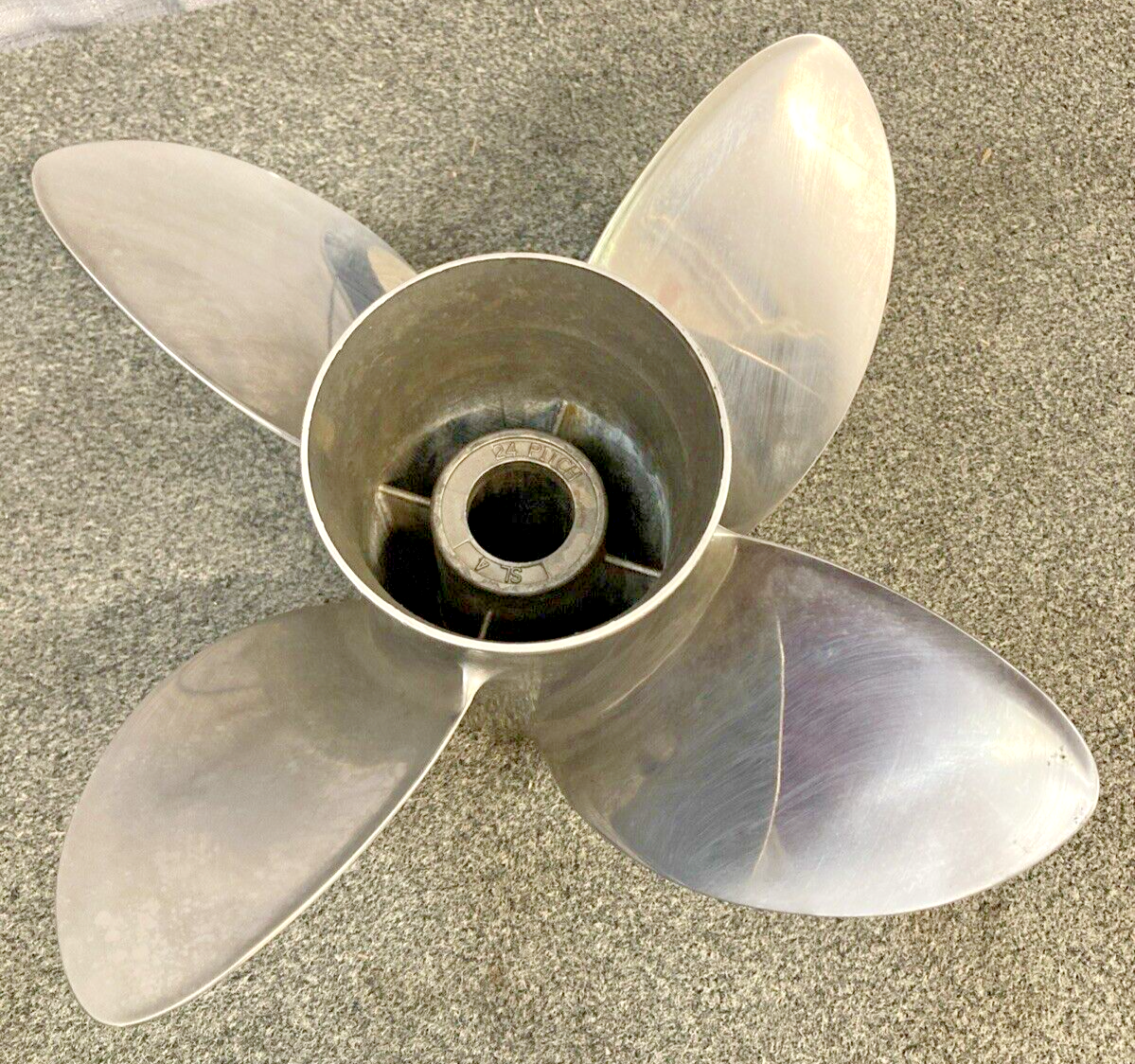 SIGNATURE 53-B24R4B FOUR BLADE PROPELLER SL4 24P INCLUDES HUB