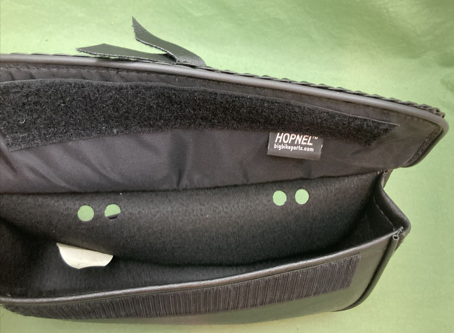 NEW HOPNEL Y60-412BK Single Center Windshield Pouch Faux Leather Black