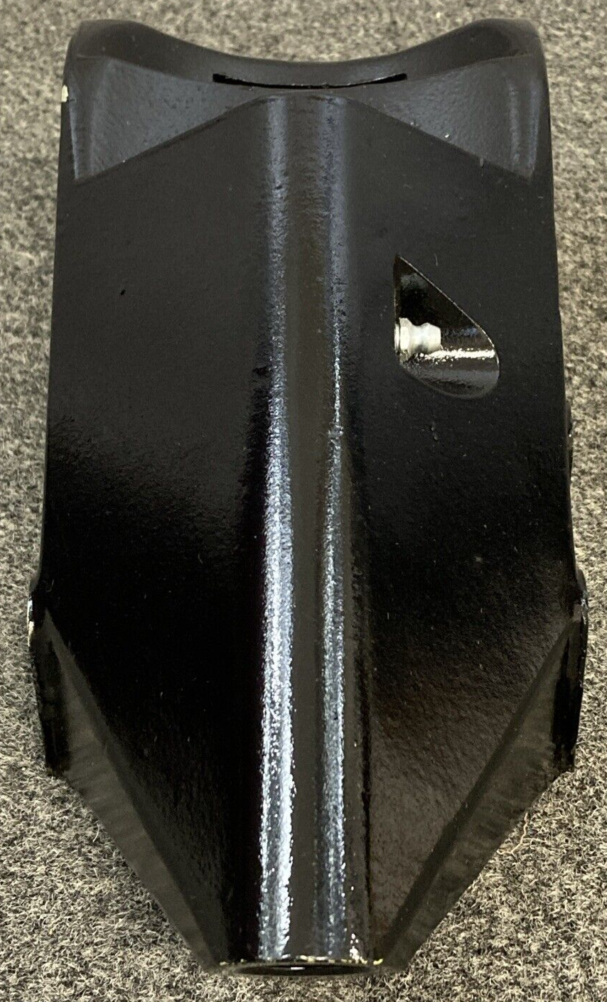 NEW GENUINE MERCURY 1461-2683A2 SWIVEL BRACKET ASSEMBLY