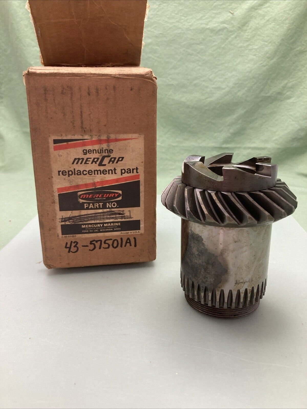 NEW GENUINE MERCURY QUICKSILVER 43-57501A1 PINION GEAR