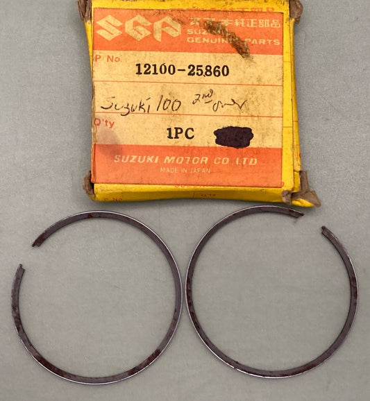 NEW GENUINE SUZUKI 12100-25860 PISTON RING SET