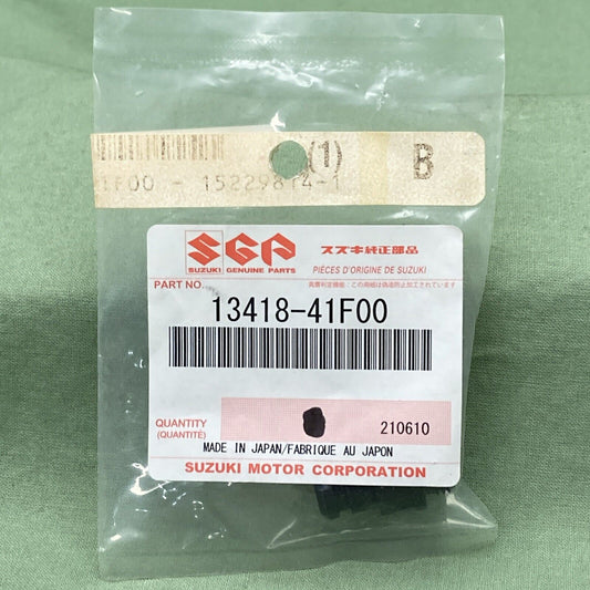 NEW GENUINE SUZUKI 13418-41F00 CARBURETOR Guide, Holder
