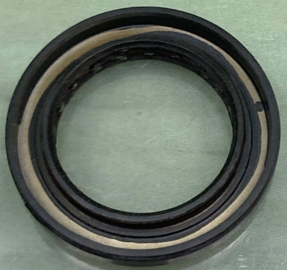NEW GENUINE SUZUKI 09283-42013 OIL SEAL REAR WHEEL FINAL BEVAL GEAR ATV