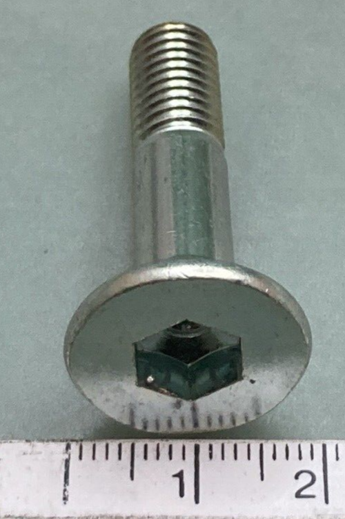 QTY 2 NEW GENUINE YAMAHA 90110-08038 BOLT HEX HEAD