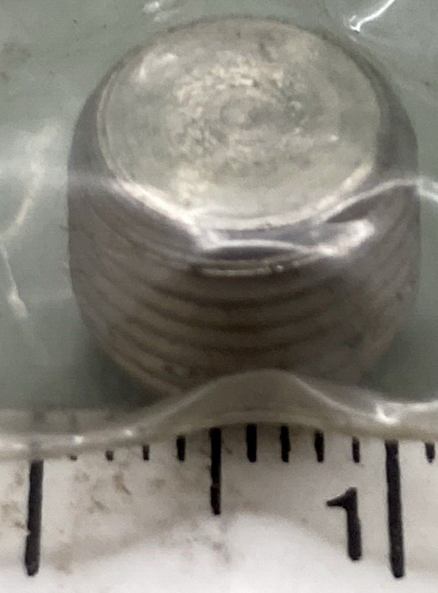 NEW GENUINE MERCURY QUICKSILVER 22-35268 PIPE PLUG