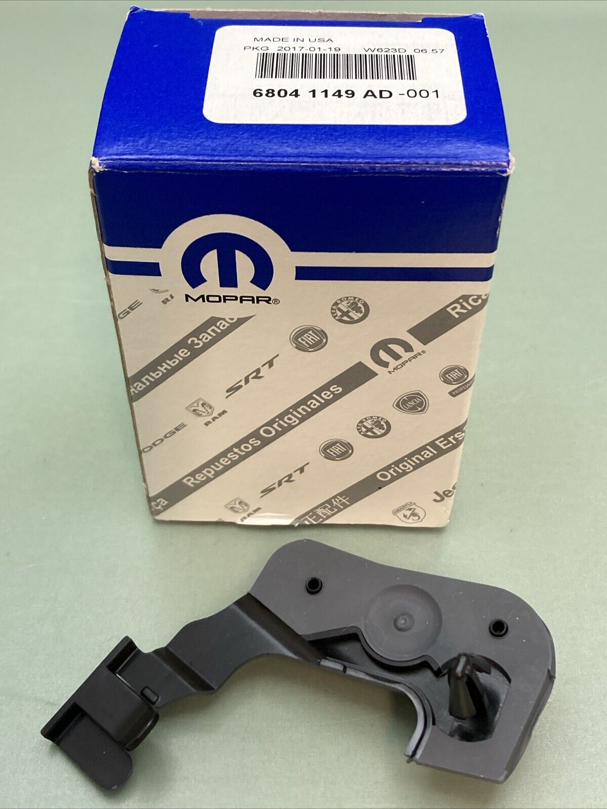 NEW GENUINE MOPAR 68041149AD Seal-COWL