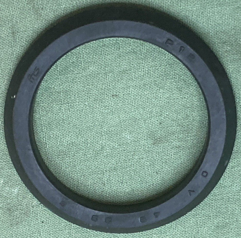 QTY 2 NEW GENUINE YAMAHA 164-23462-00 Seal, Dust 1984 FJ600