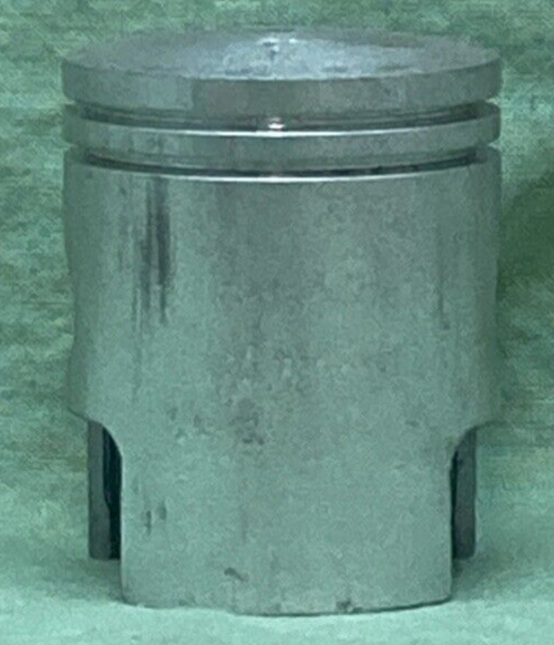 NEW GENUINE YAMAHA 109-11631-02-96 PISTON