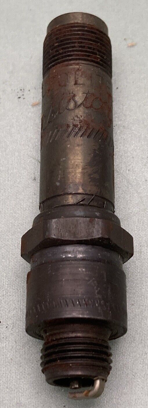 NEW GENUINE AUTOLITE AR10S SPARK PLUGS