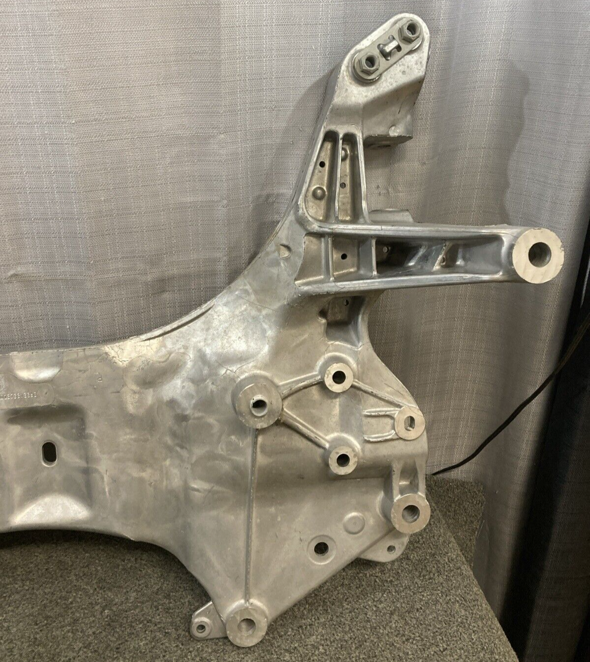 NEW GENUINE MOPAR 68080870AE Front Suspension Cross-Member