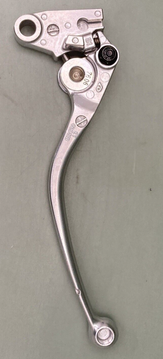 NEW GENUINE TRIUMPHT T2046081 Adjustable Clutch Lever