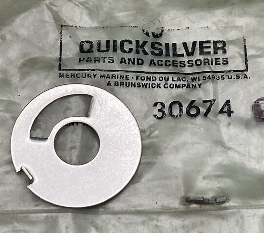 QTY 3 NEW GENUINE MERCURY QUICKSILVER 30674 FACE PLATE WATER PUMP HSNG TO COVER