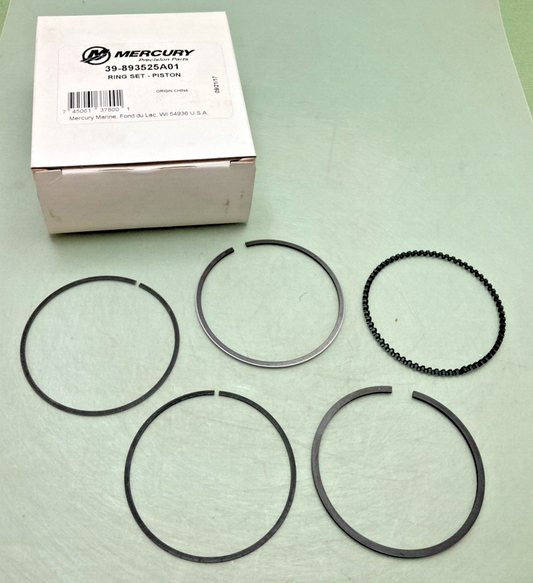 NEW GENUINE MERCURY QUICKSILVER 39-893525A01 PISTON RING SET