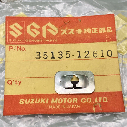 NEW GENUINE SUZUKI 35135-12610 Nut SPEEDOMETER-HEAD LAMP