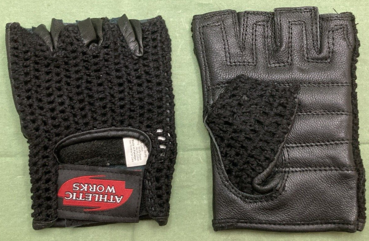 NEW ATHLETIC WORKS FAC-004G-S MESH SPORTS GLOVES LEATHER PALMS BLACK