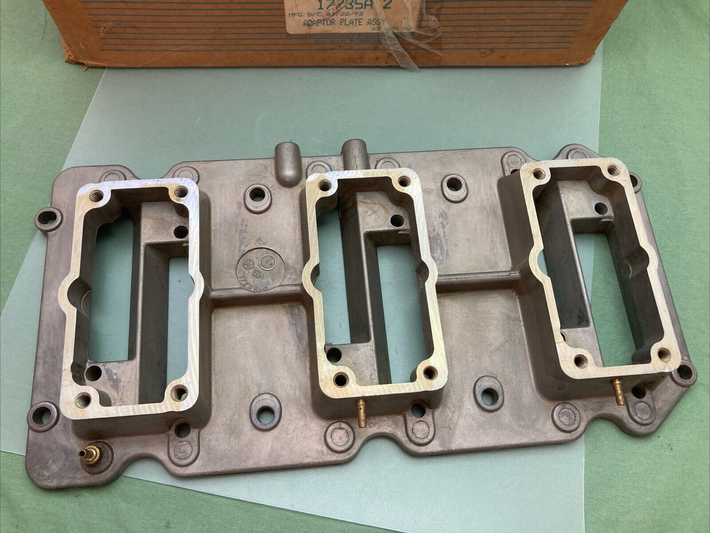NEW GENUINE MERCURY QUICKSILVER 17735A 2 ADAPTOR PLATE