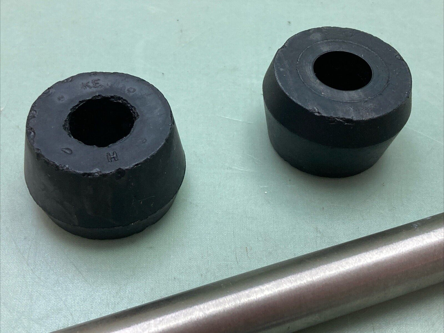 NEW MERCURY MERCRUISER PIVOT PIN ASSEMBLY, INCOMPLETE KIT