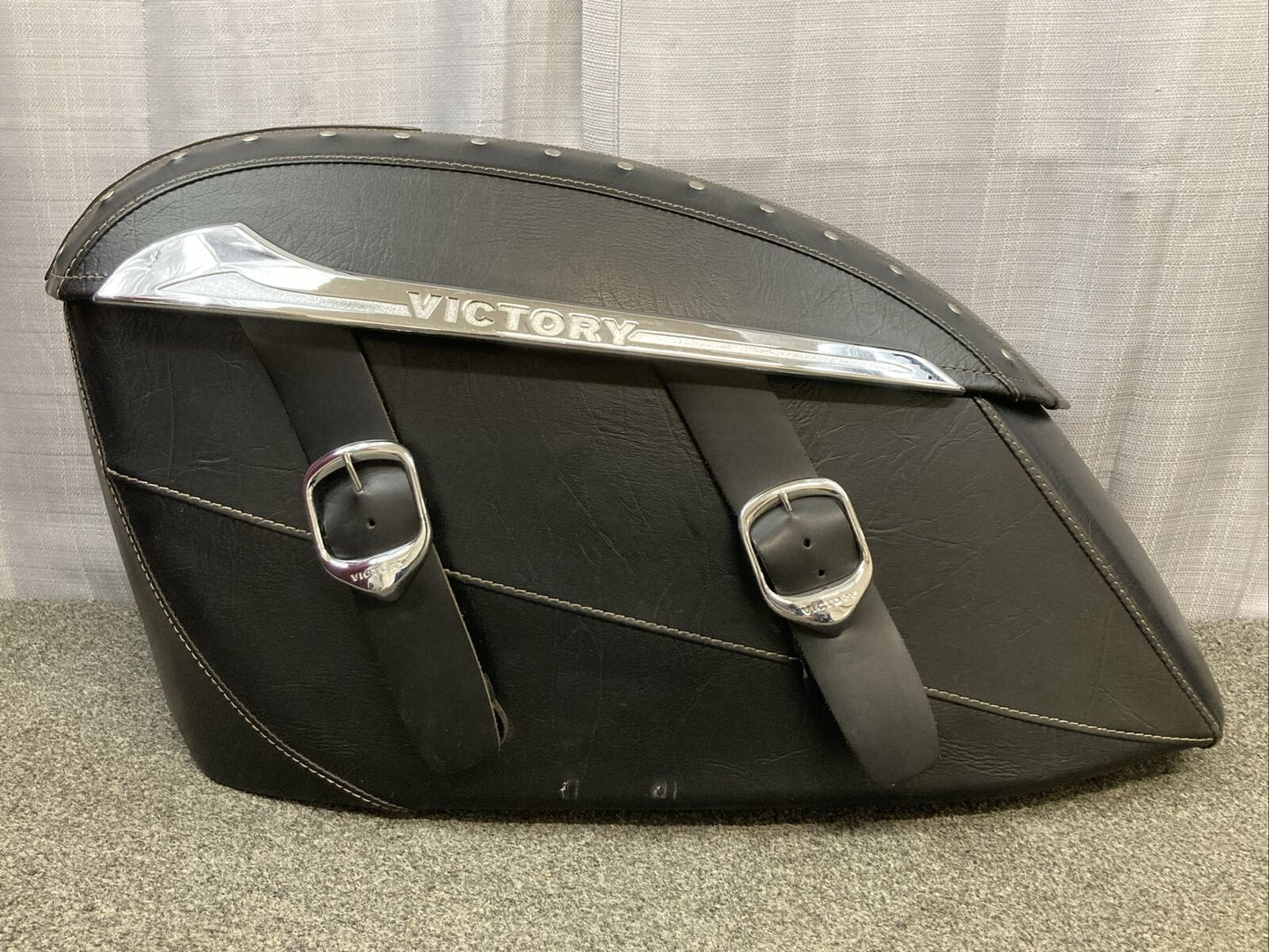 GENUINE Victory 2878328 LH Black Cross Series Deluxe Soft Saddlebag