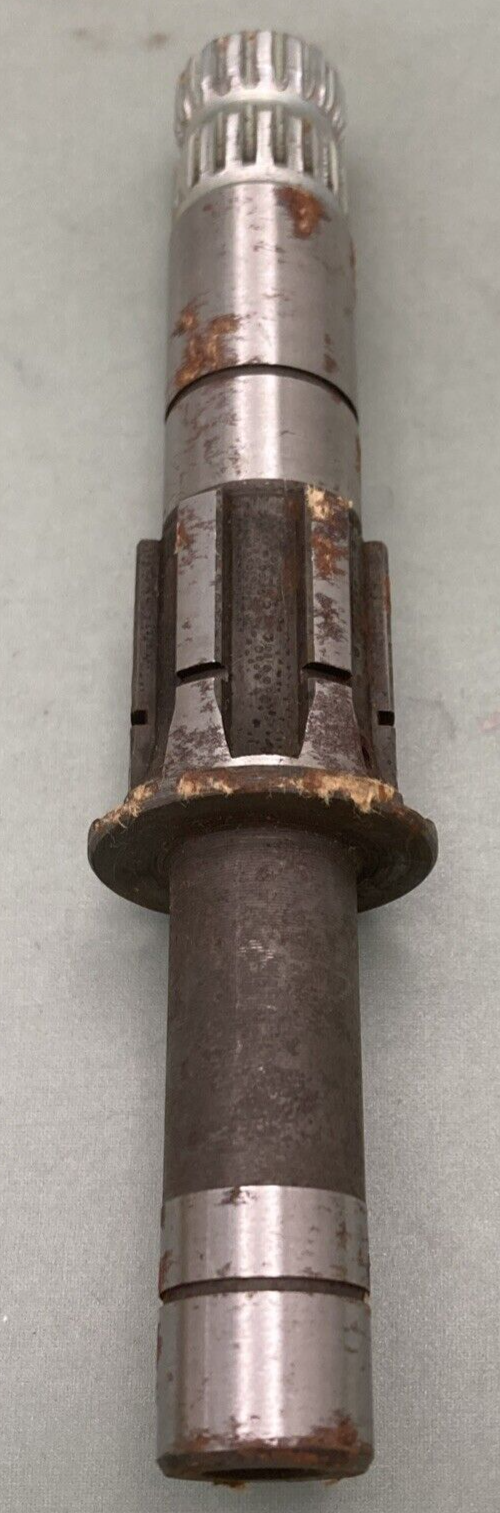NEW GENUINE SUZUKI 26211-41201 Shaft, Kick Starter