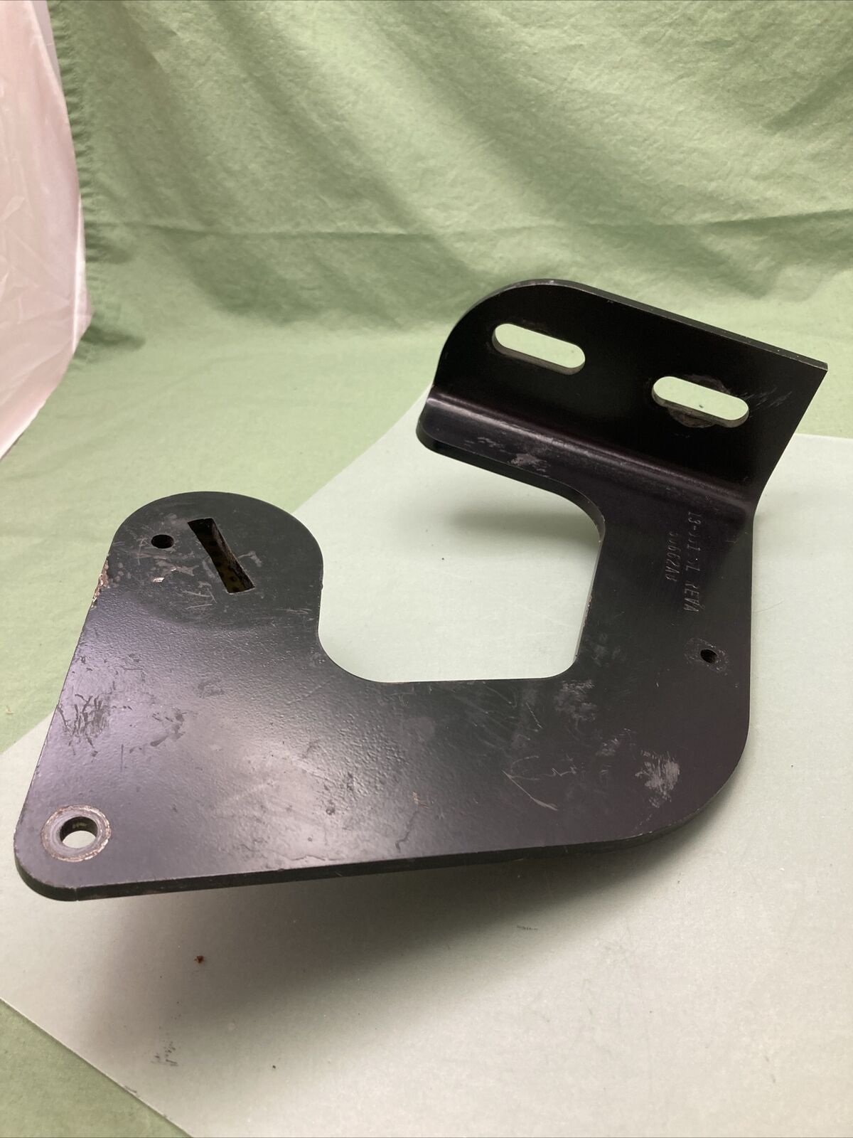 REPLACES PETERBILT 13-05166L HOOD PIVOT BRACKET