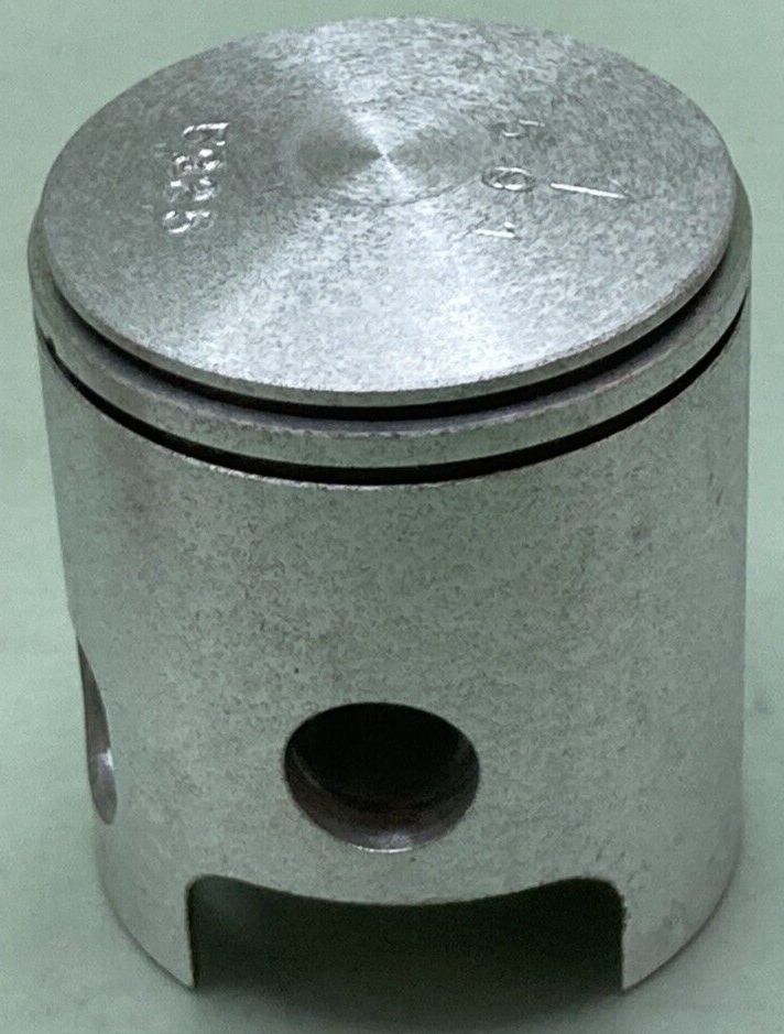 NEW GENUINE YAMAHA 397-11635-00 PISTON 0.25 O/S