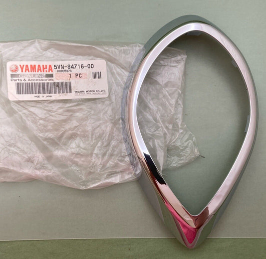 NEW GENIUNE YAMAHA 5VN-84716-00 Cover, Taillight