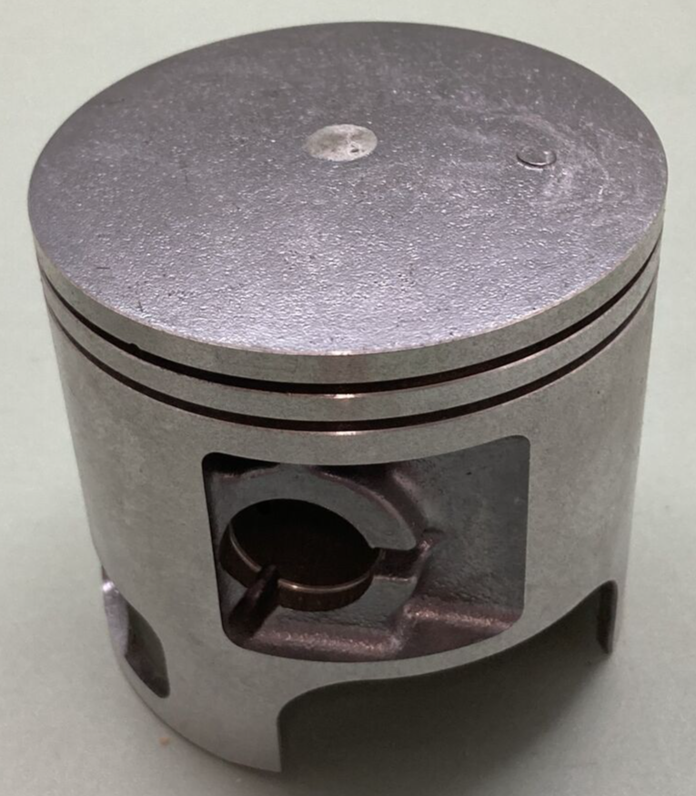 NEW GENUINE SUZUKI 12110-98E60 PISTON 770CC