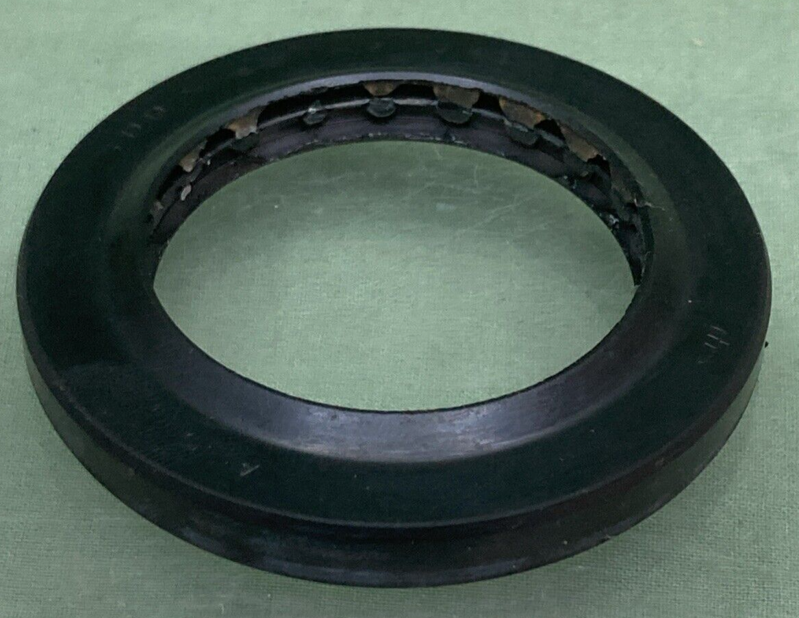 NEW GENUINE SUZUKI 09283-42013 OIL SEAL REAR WHEEL FINAL BEVAL GEAR ATV