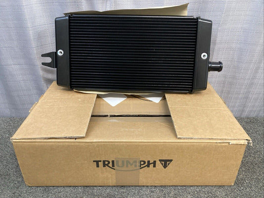 NEW GENUINE TRIUMPH T2101667 Fan, Radiator Bonneville Bobber, Bonneville