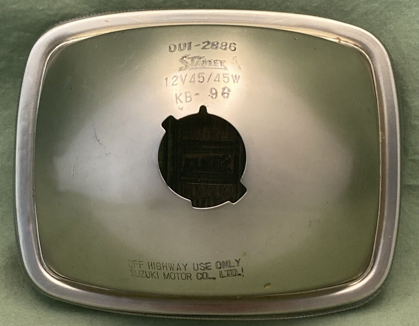 NEW GENUINE SUZUKI 35121-24500 HEADLIGHT LENS