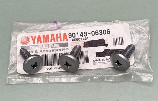 QTY 3 NEW GENUINE YAMAHA 90149-06306 FUEL TANK SCREW (3JM)