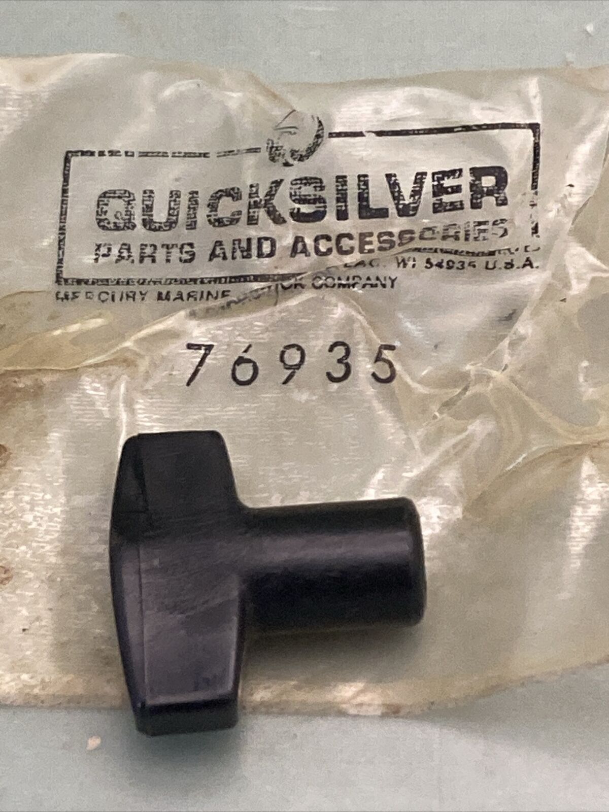 QTY 2 NEW GENUINE MERCURY QUICKSILVER 76935 CLAMP KNOB