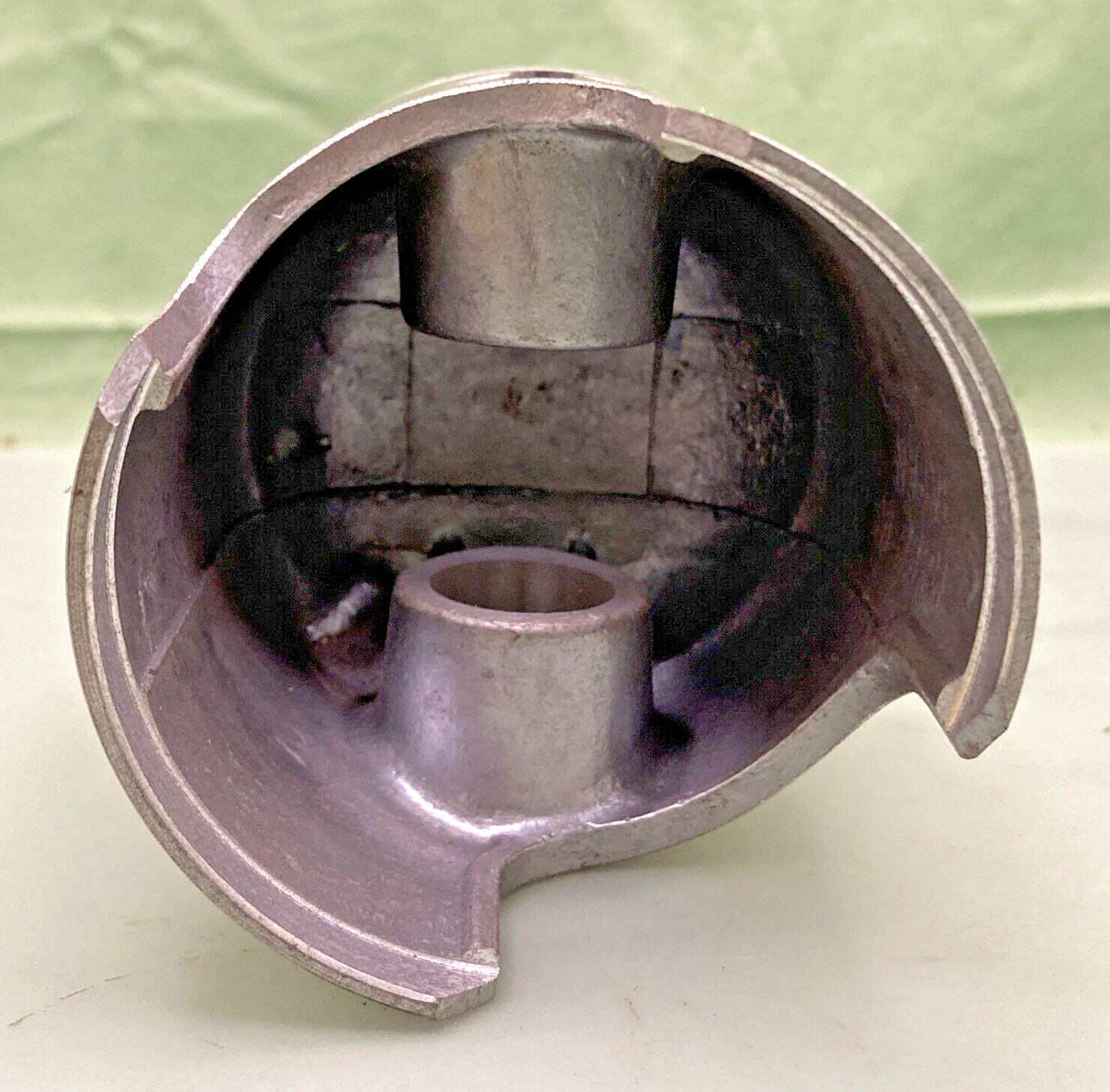 NEW GENUINE SUZUKI 12110-31720 PISTON, RH