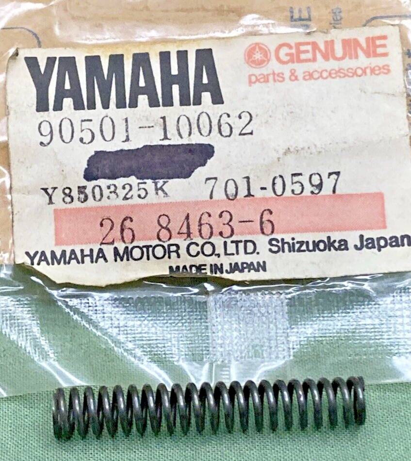 QTY 2 NEW GENUINE YAMAHA 90501-10062 SPRING, COMPRESSION