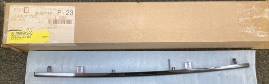 NEW GENUINE MOPAR 6LA68SKSAC Grille Applique FITS '19-'24 RAM