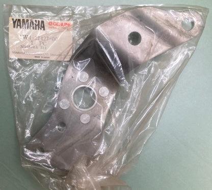 New Genuine Yamaha 1W4-21427-00 Rear Lower Bracket 1, 1W4-21427-00-00