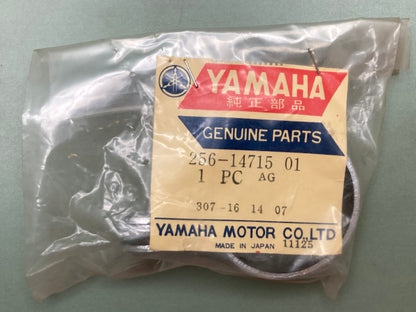 New Genuine Yamaha 256-14715 01 Clamp, Hose