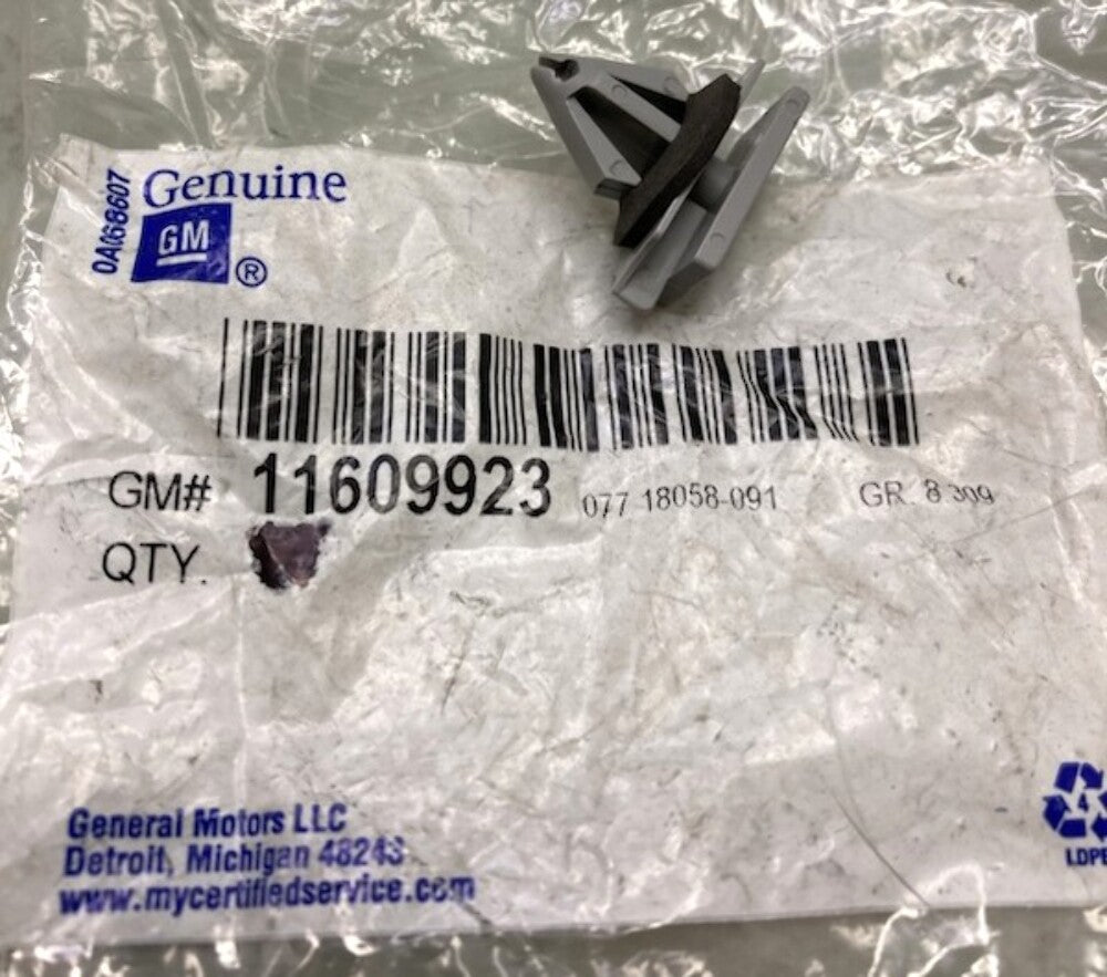 GM 11609923 Multi-Purpose Clip New Genuine